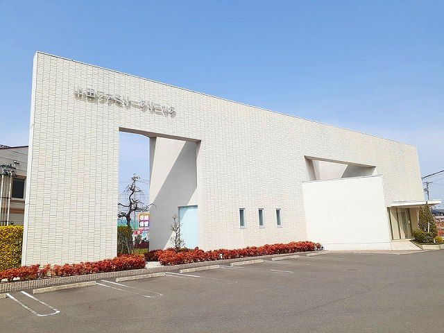 近くの山田ファミリークリニックまで950m（徒歩12分）