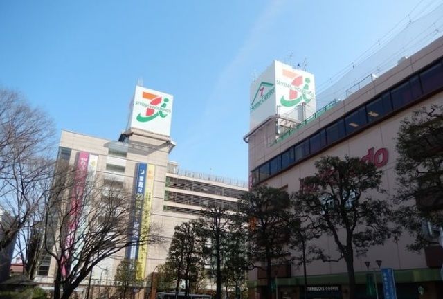 近くのイトーヨーカドーまで1,300m（徒歩17分）