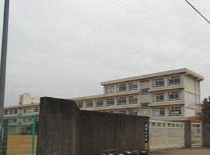 近くの姫路市立旭陽小学校まで400m（徒歩5分）