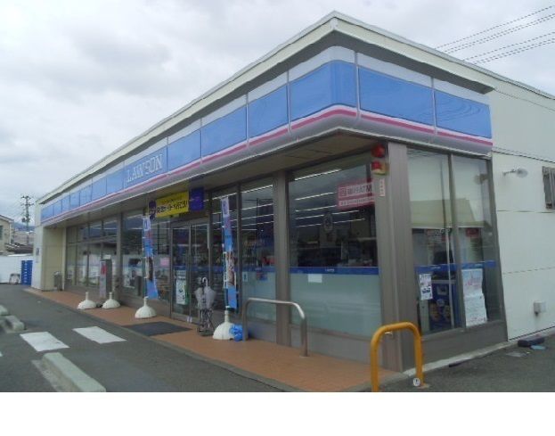 近くのローソン福島大森中央店まで130m(徒歩2分)