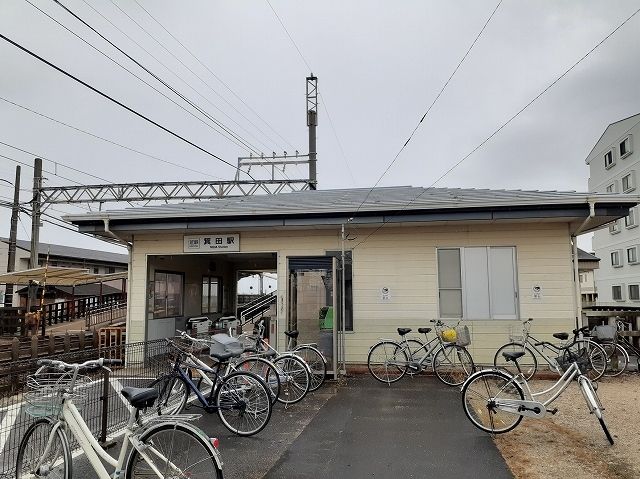 近くの近鉄名古屋線箕田駅まで500m（徒歩7分）