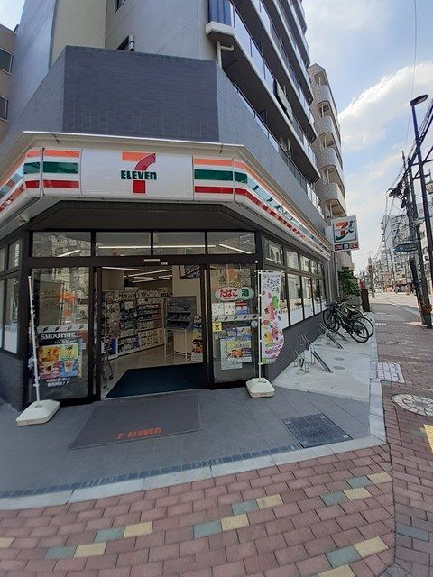 近くのセブンイレブンすずらん通り店まで283m（徒歩4分）
