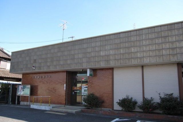 近くの鈴鹿磯山郵便局まで800m（徒歩10分）