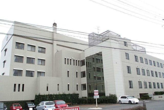 近くの山中胃腸科病院まで1,200m(徒歩15分)