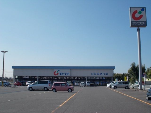 近くのカワチまで2,300m（徒歩29分）