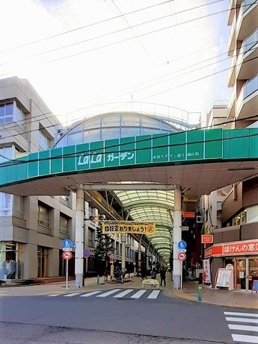 近くのLaLaガーデンまで560m(徒歩7分)