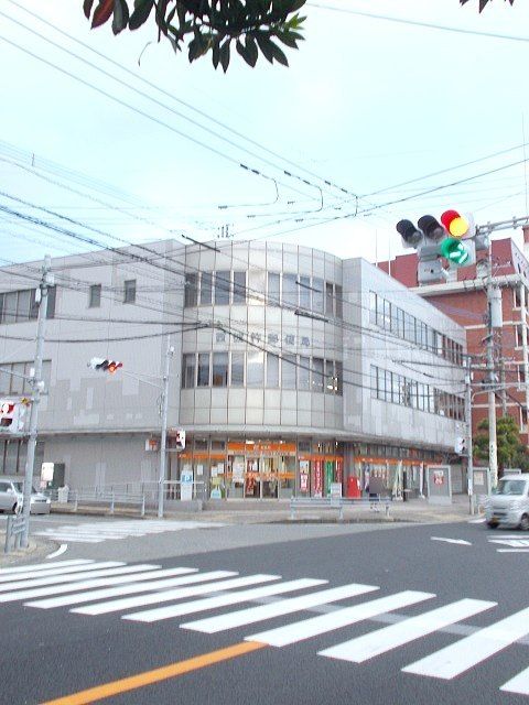 近くの郵便局まで850m（徒歩11分）