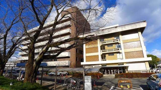 近くの桐生市役所まで2,000m（徒歩25分）