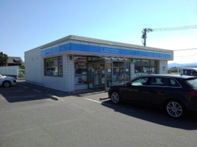 近くのローソン中野運動公園前店まで600m（徒歩8分）
