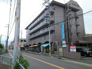 近くの万代百貨店藤井寺支店様まで1,180m(徒歩15分)