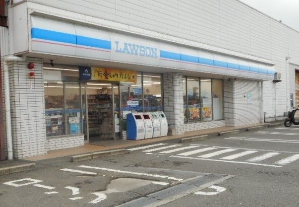 近くのローソン有田バイパス店様まで350m（徒歩5分）