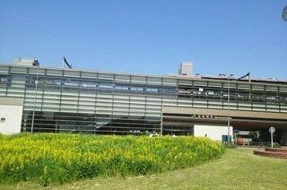 近くのＪＲ新琴似駅まで1,400m（徒歩18分）