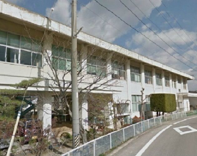 近くの灘崎小学校迫川分校まで350m（徒歩5分）