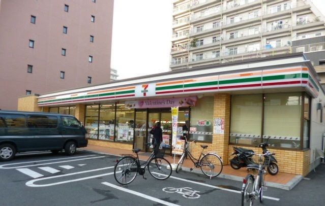 近くのセブン-イレブン 荒川東日暮里まで100m（徒歩2分）