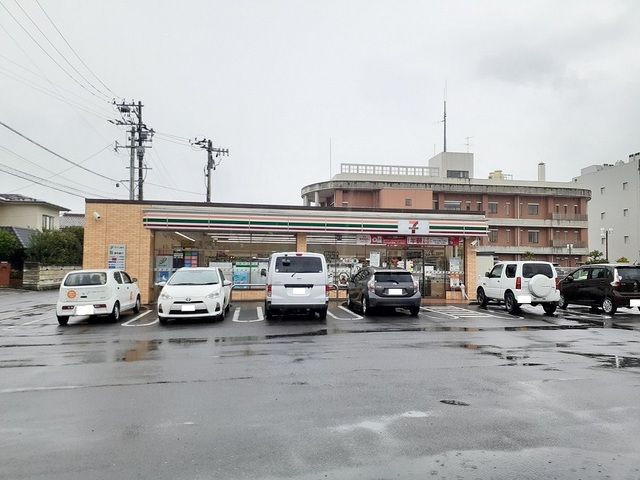 近くのセブンイレブン二本松若宮店まで900m（徒歩12分）