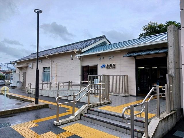 近くのJR奈良線木幡駅まで1,200m（徒歩15分）