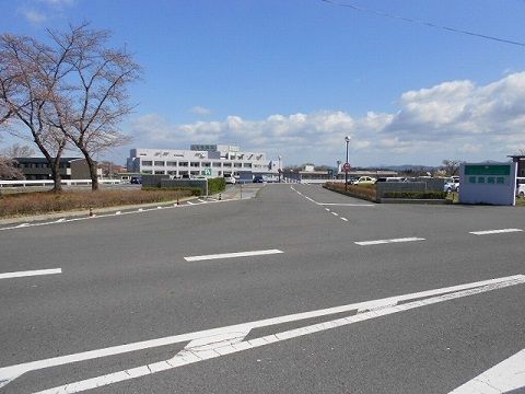 近くの福島病院まで1,200m(徒歩15分)