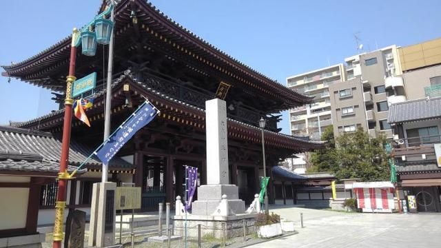 近くの川崎大師まで120m（徒歩2分）