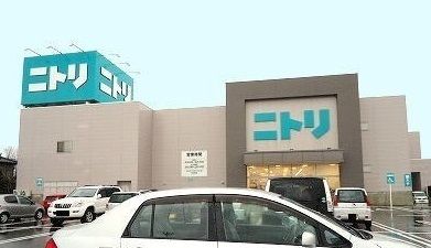 近くのニトリ 新発田店まで400m（徒歩5分）