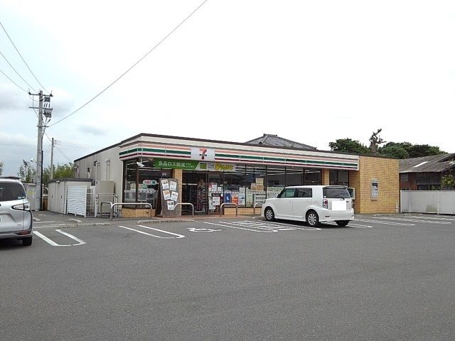 近くのセブンイレブン都城金田町店まで270m(徒歩4分)