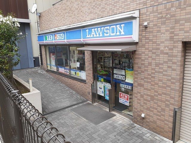 近くのローソン 京急立会川駅前店まで149m(徒歩2分)