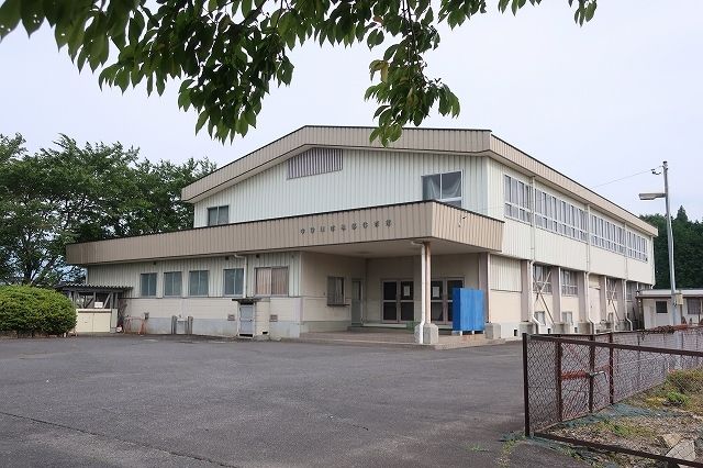 近くの北部体育館まで950m（徒歩12分）