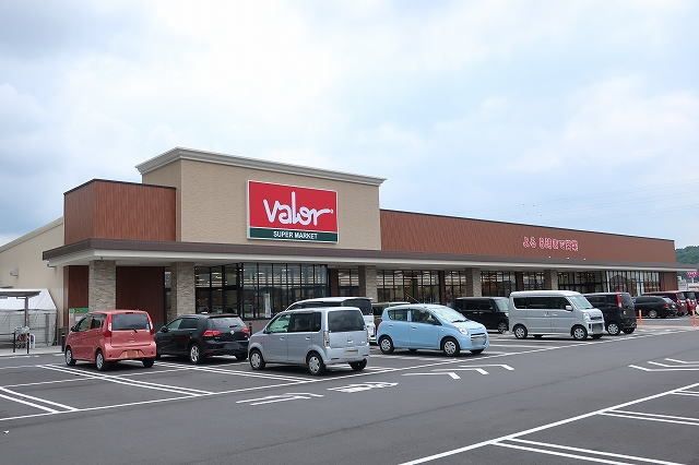 近くのバローまで300m(徒歩4分)