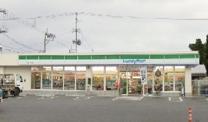 近くのファミリーマート　石川白浜店まで1,100m（徒歩14分）