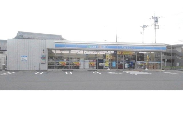 近くのローソン熊谷久下2丁目店まで400m（徒歩5分）