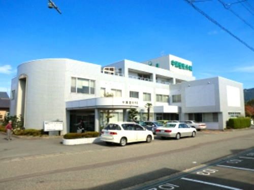近くの中瀬整形外科医院まで700m（徒歩9分）
