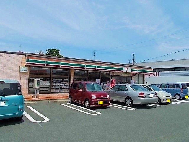 近くのセブンイレブン楠６丁目店まで280m（徒歩4分）
