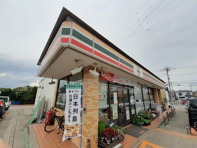 近くのセブンイレブン千葉若松まで390m(徒歩5分)