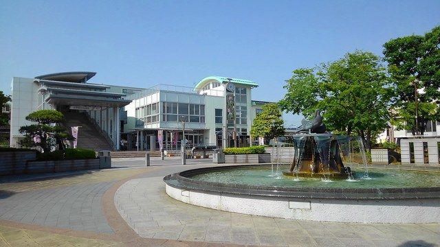 近くの駅まで2,000m（徒歩25分）