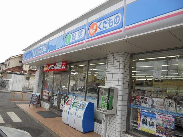 近くのコンビニまで500m（徒歩7分）