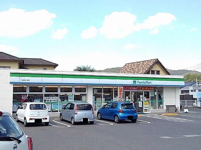 近くのファミリーマート尾道美ノ郷店まで600m(徒歩8分)