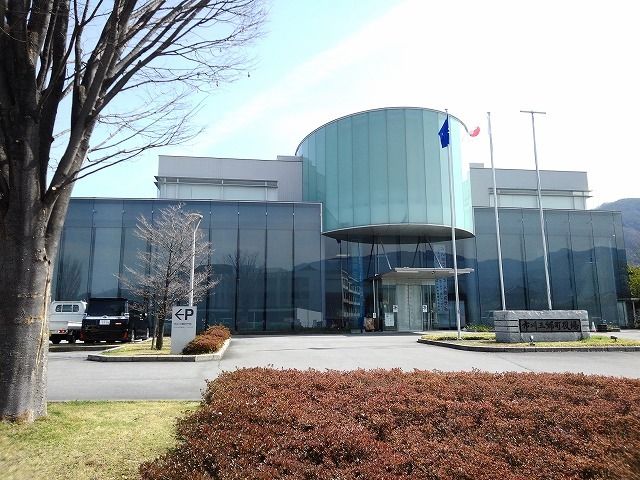 近くの市川三郷町役場まで750m(徒歩10分)