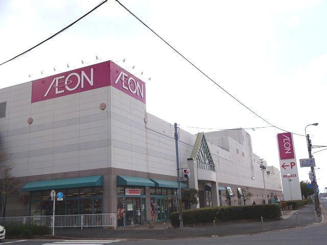 近くのイオン桜井店まで170m（徒歩3分）