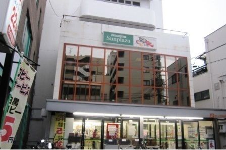 近くのサンプラザ貴志店様まで350m(徒歩5分)