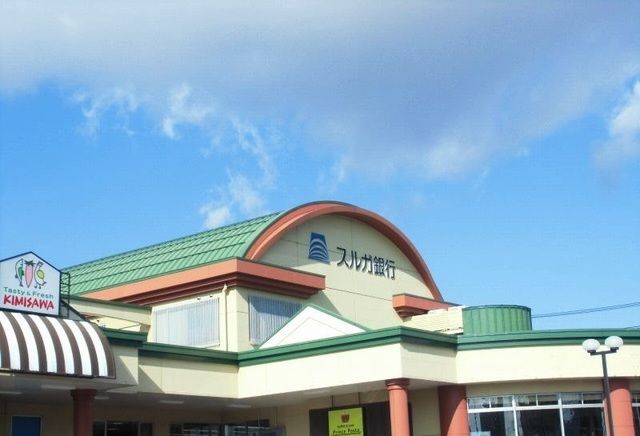 近くのスルガ銀行御殿場西店まで1,700m（徒歩22分）