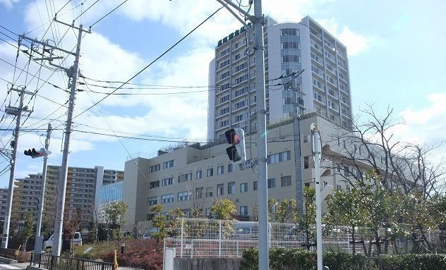 近くの病院まで643m（徒歩9分）