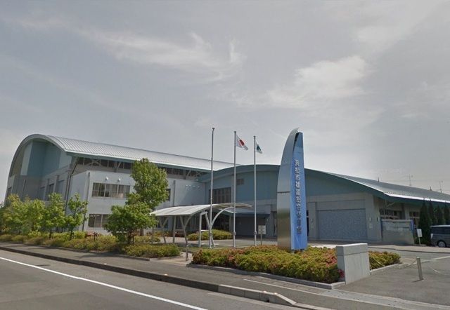 近くの浜松市雄踏総合体育館まで1,400m(徒歩18分)
