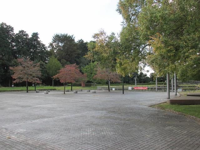 近くのしらさぎ公園まで750m（徒歩10分）