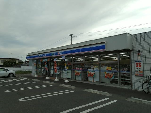 近くのコンビニまで350m（徒歩5分）