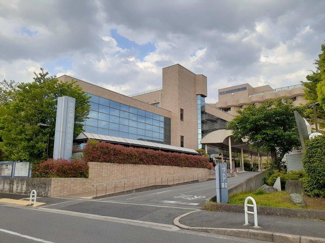 近くの岸和田市民病院様まで1,575m(徒歩20分)