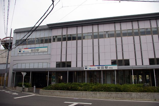 近くの名鉄常滑線　柴田駅まで950m（徒歩12分）