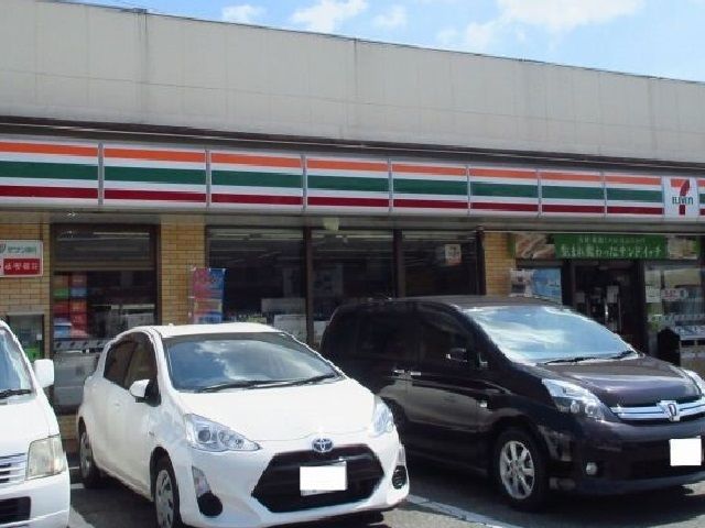 近くのセブンイレブンまで1,900m（徒歩24分）