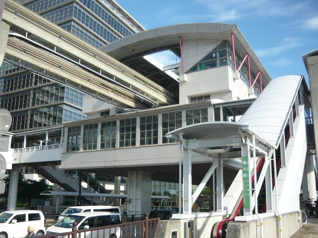 近くの駅まで1,420m（徒歩18分）