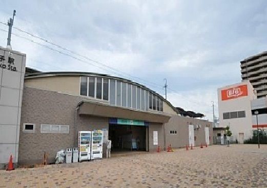 近くの荒子駅まで160m（徒歩2分）