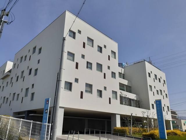 近くの佐野記念病院様まで1,574m（徒歩20分）