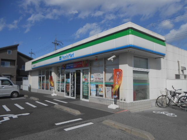 近くのファミリーマート川瀬馬場町店様まで660m(徒歩9分)